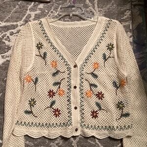 Flower embroidered cardigan